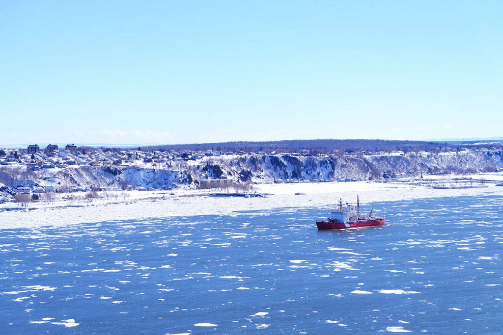 Refuse to hibernate Québec bateau fleuve Saint-Laurent