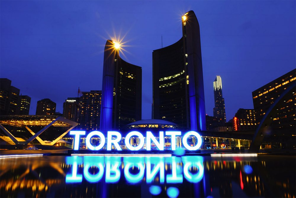 Refuse to hibernate Toronto lettres de nuit