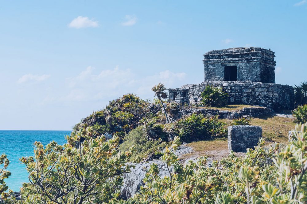 Refuse to hibernate yucatan tulum ruines mer des caraibes