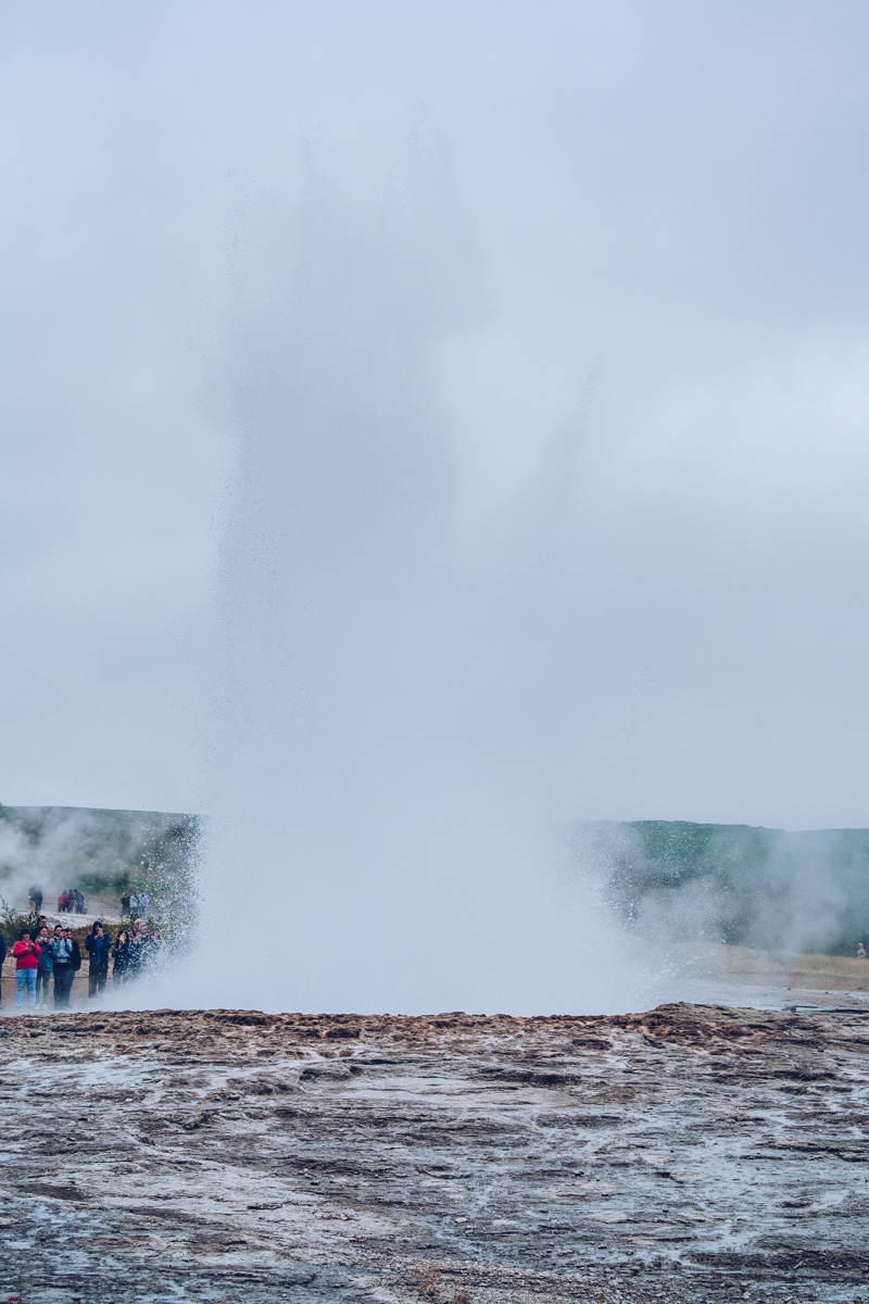 Refuse to hibernate islande geysir geyser