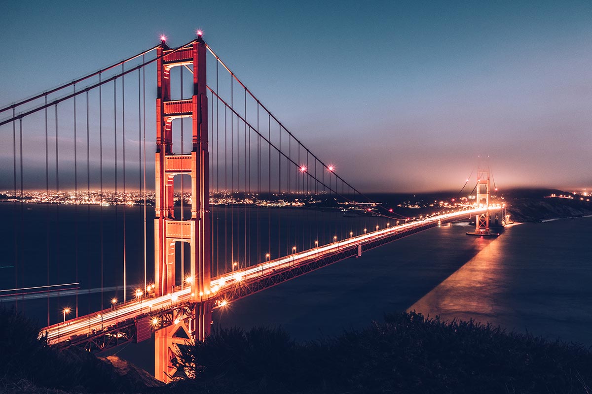 Refuse to hibernate San Francisco pont du Golden Gate de nuit