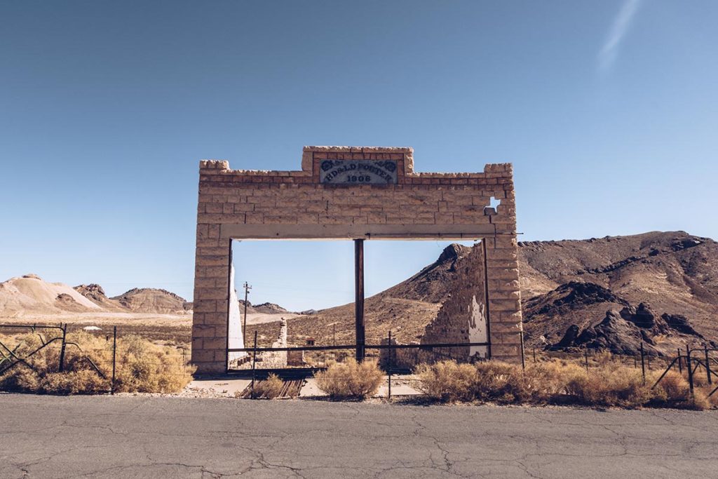 Refuse to hibernate Death Valley rhyolite maison porter
