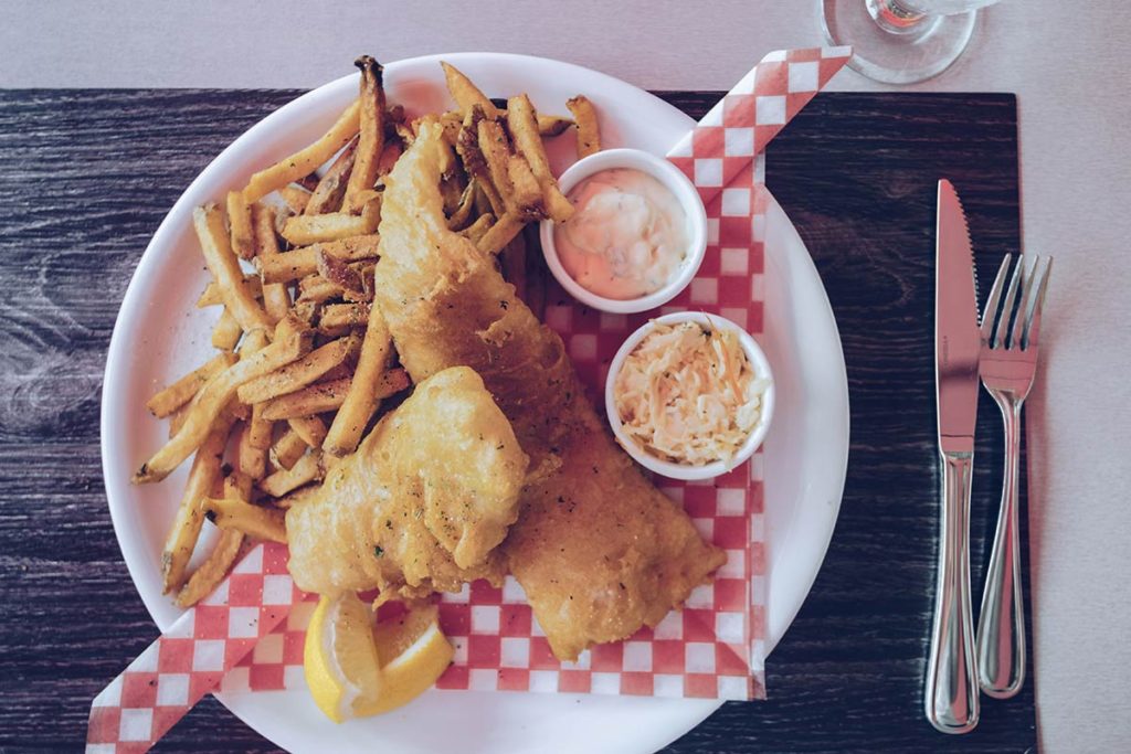 Refuse to hibernate Québec restaurant Huile d'Olive fish and chips