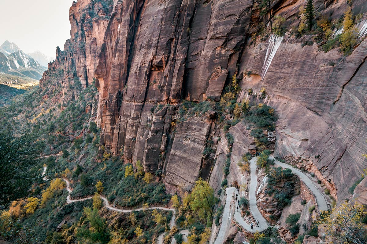 Utah Zion National Park Angels landing trail lacets Refuse to hibernate États-Unis