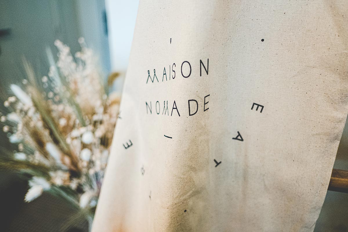 Maison Nomade logo Refuse to hibernate