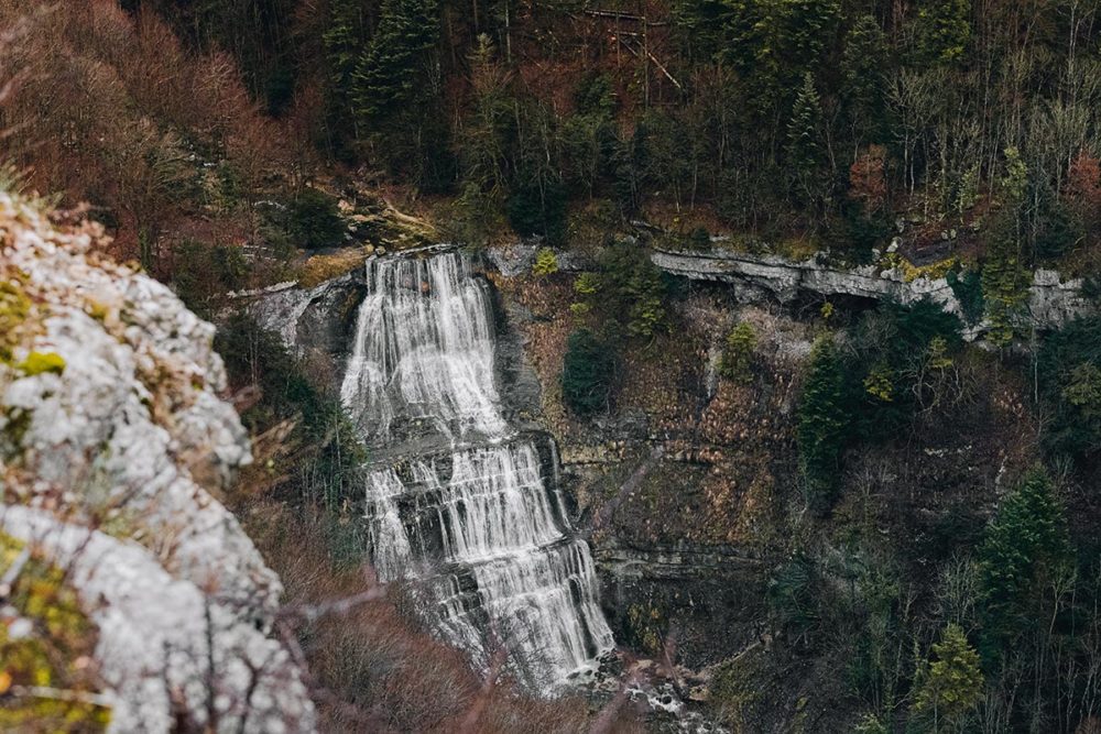 cascade de l'Éventail le Hérisson vue de haut Jura